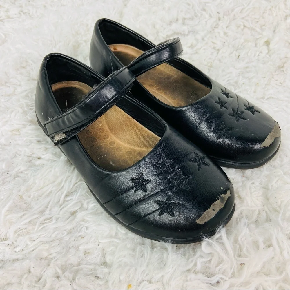 UNBRANDED faux leather Black Star embroidered Kids Shoes size 11